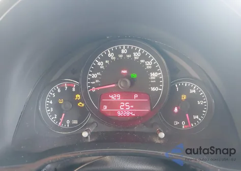 2012 Volkswagen Beetle Entry из США, поврежденный, VIN 3VWFP7AT4CM644090